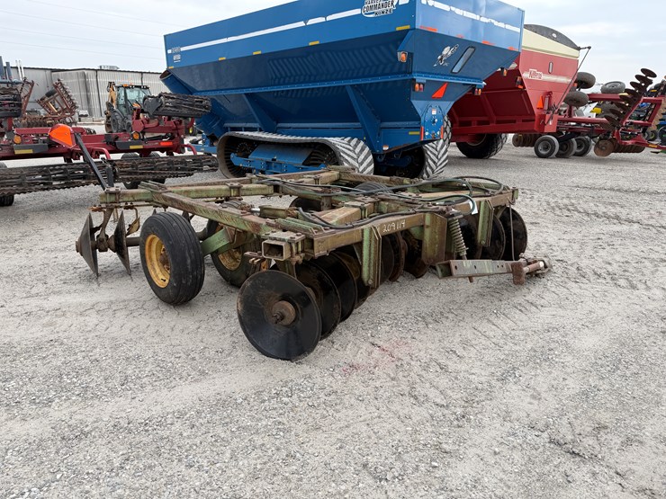 john-deere-1630-image-1