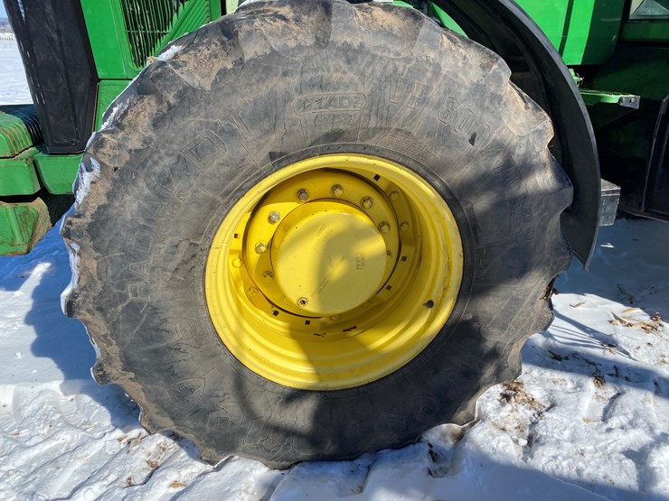 john-deere-8100-image-14