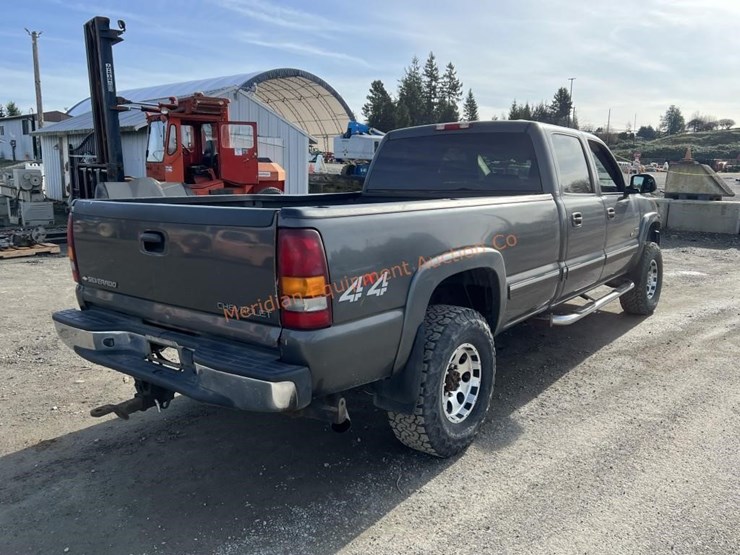 2002-chevrolet-silverado-2500-image-5