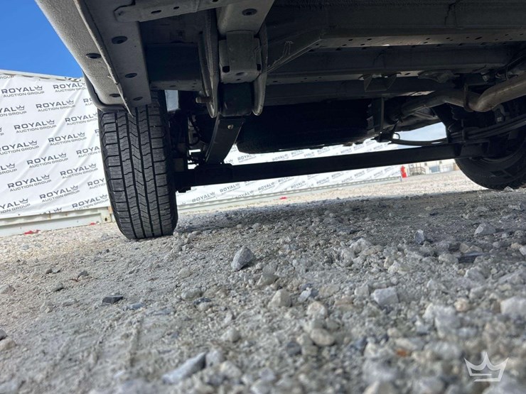 2022-ram-promaster-2500-image-19