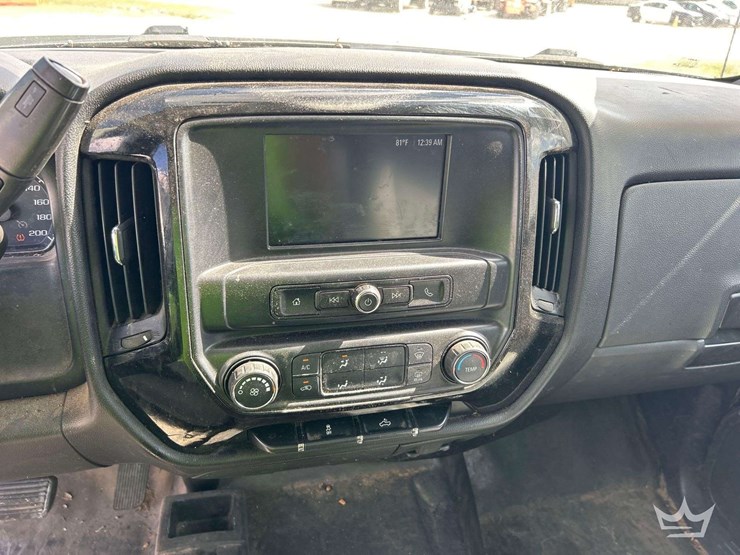 2017-gmc-sierra-2500-image-15