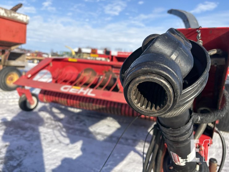 gehl-cb1285-image-11