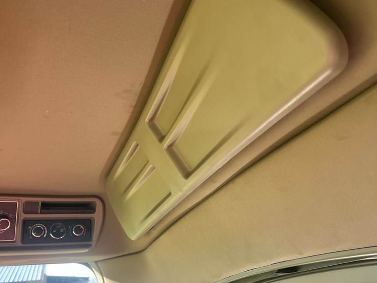 2023-case-ih-8250-image-65