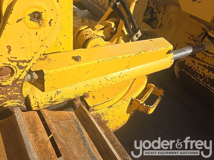 2018-komatsu-d51px-24-image-45