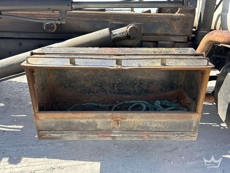 2001-mack-rd688s-image-28