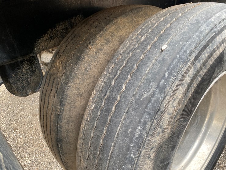 #504-•-2012-northern-8,500-gallon-semi-manure-tanker-(has-wi-title)-(waupun,-wi)-image-41