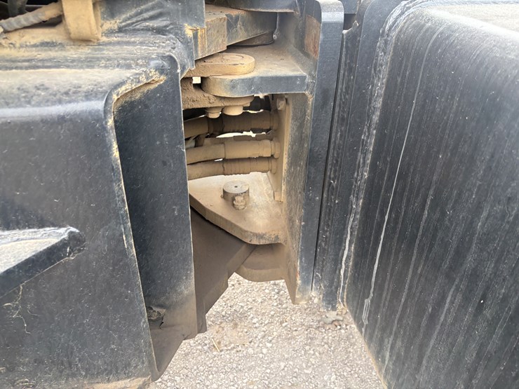 hypac-c852b-image-38