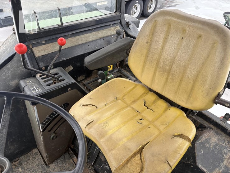 john-deere-2850-image-12