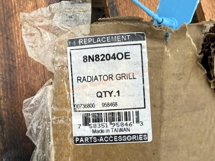 ford-8n-tractor-radiator-grill-image-4