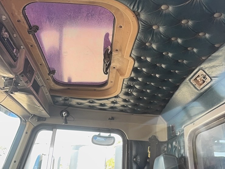 1990-kenworth-t600-image-160