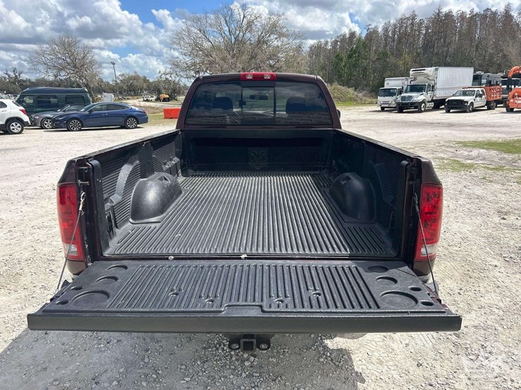 2004-dodge-ram-1500-image-19