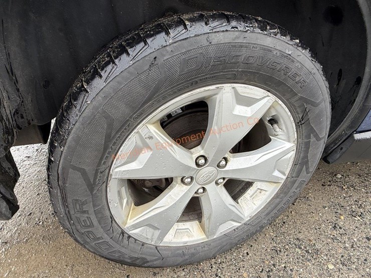 2015-subaru-forester-image-17