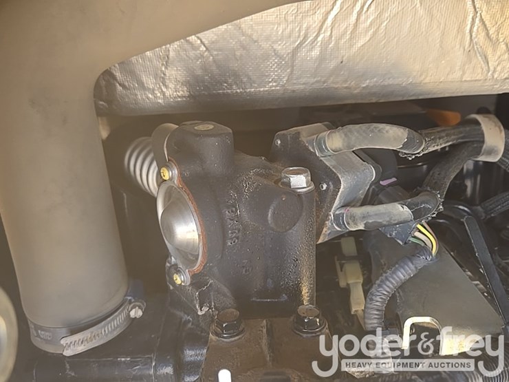 2020-deere-35g-image-63