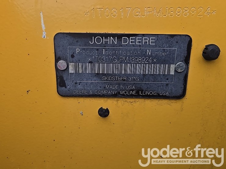2021-deere-317g-image-68
