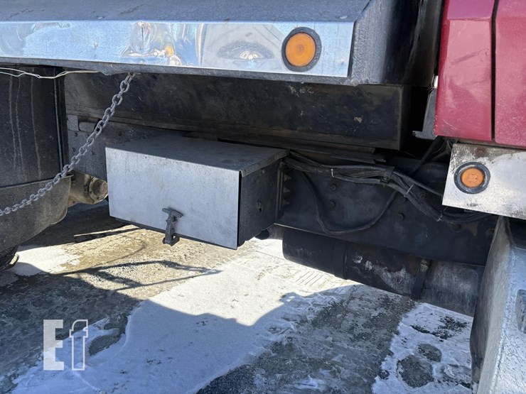 1994-ford-l8000-image-9