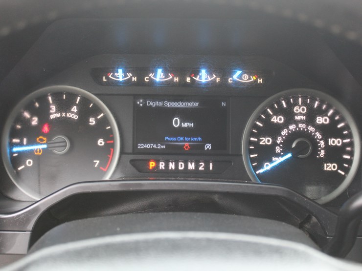 2015-ford-f150-image-9