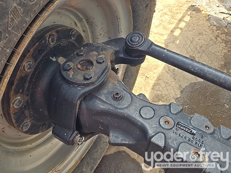 2017-skyjack-sj843th-image-41