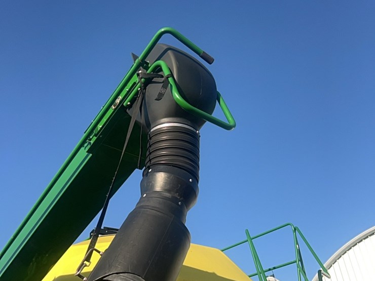 2018-john-deere-1910-image-198