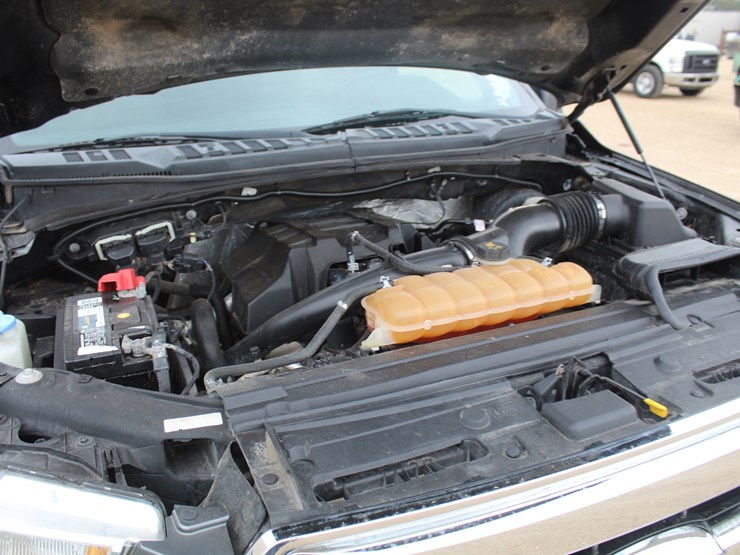 2015-ford-f150-image-11