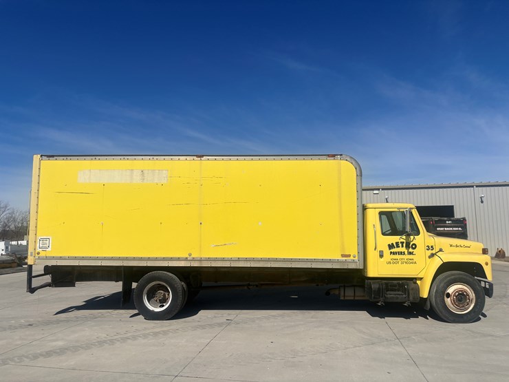 1985-international-9-image-3