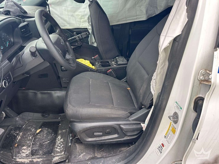 2024-ford-explorer-image-12