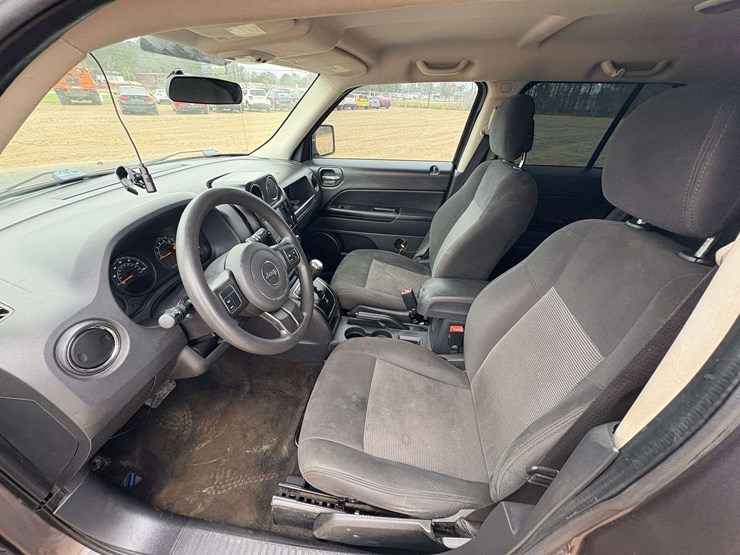 2015-jeep-patriot-image-10