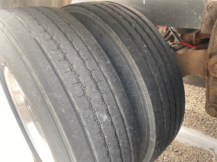 1990-walker-tanker-image-16