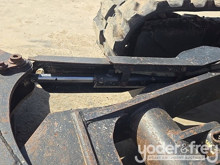 2018-kubota-kx057-4-image-37