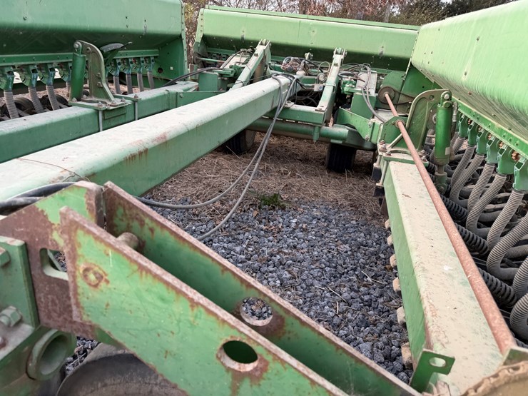 john-deere-35-image-53