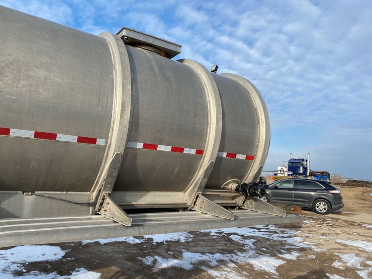 1980-trailmobile-tanker-image-34