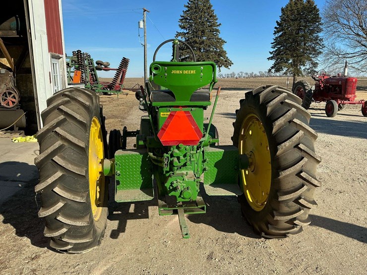 john-deere-70-image-6