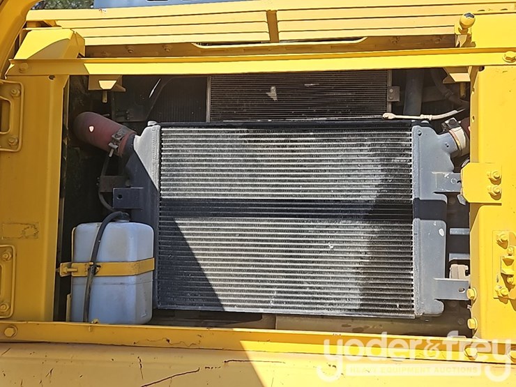 2007-komatsu-pc300-lc-image-36