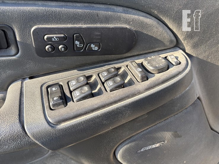 2006-gmc-sierra-1500-slt-image-15