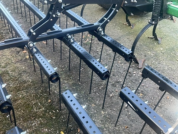 2024-john-deere-52-image-97