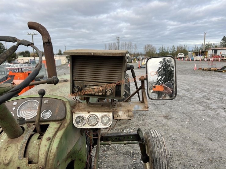 john-deere-3010-image-11