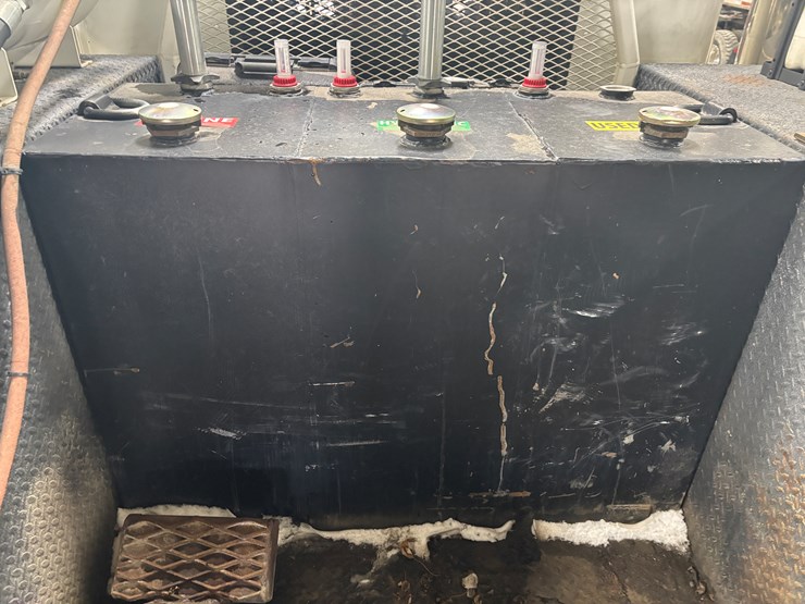 1987-peterbilt-379-image-53