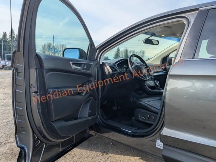 2016-ford-edge-sel-image-52