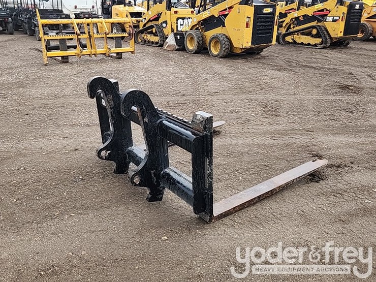 caterpillar-420f-image-5