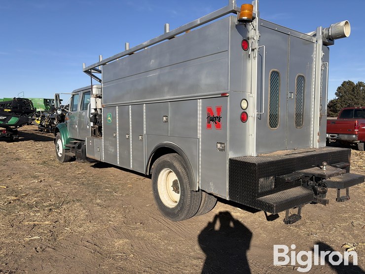 2001-international-4700-image-8