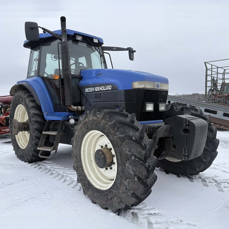 2002 NEW HOLLAND 8670A