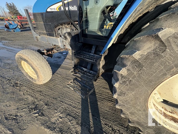 new-holland-ts110-image-13