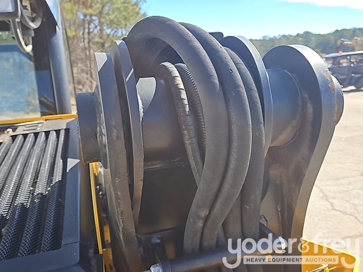 2022-jcb-270t-image-23