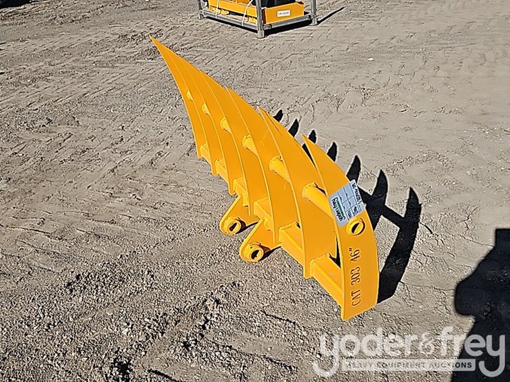 caterpillar-303-image-1