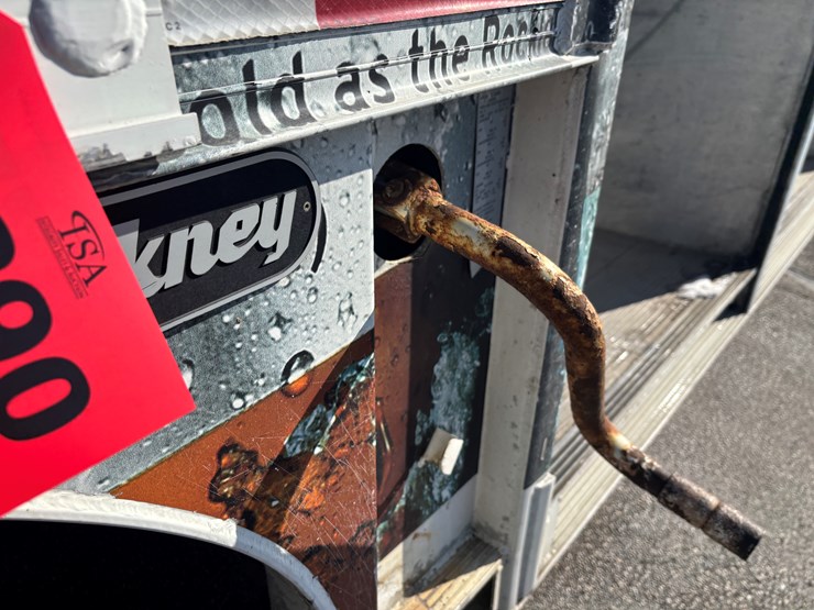 2014-hackney-beverage-trailer-image-43