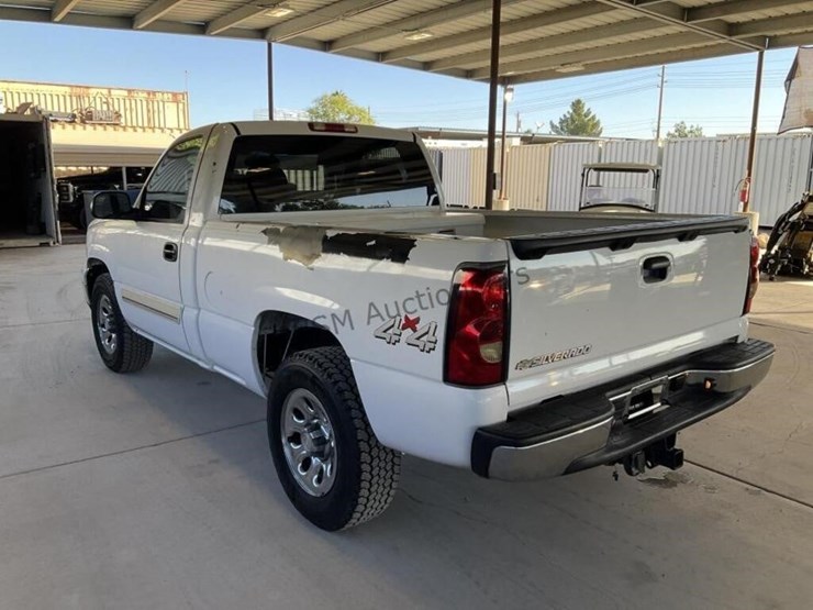 2006-chevrolet-silverado-1500-image-5