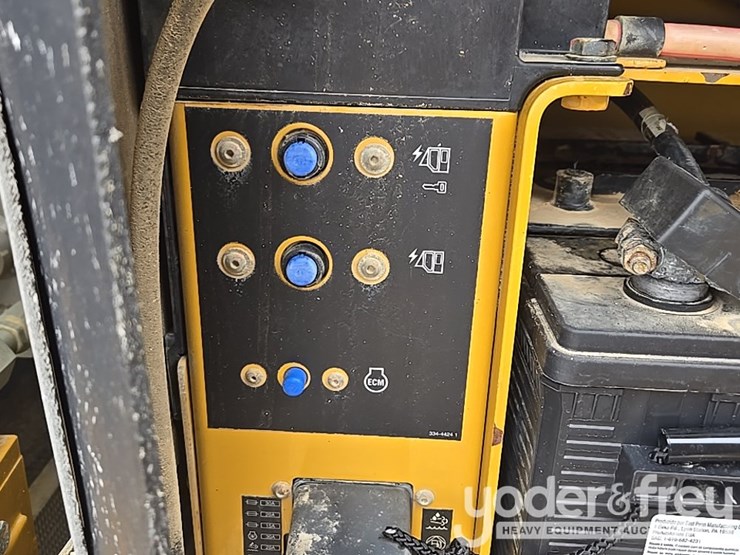 2015-caterpillar-12m3-image-68