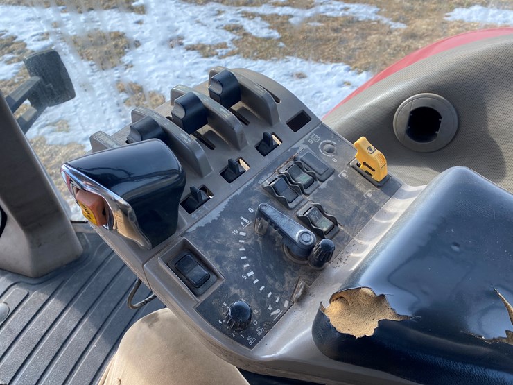 #120-•-2001-case-mx200-magnum-tractor-(colfax,-wi)-image-50