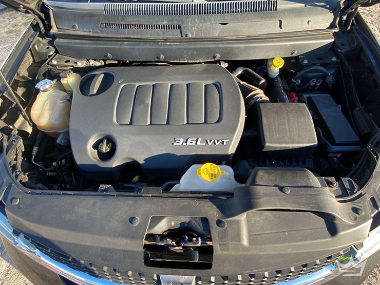 2015-dodge-journey-sxt-image-14