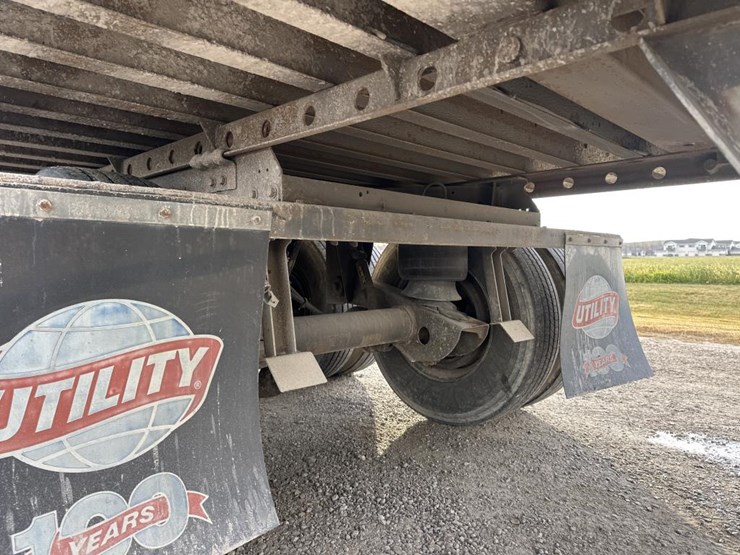 2016-utility-53'-image-14