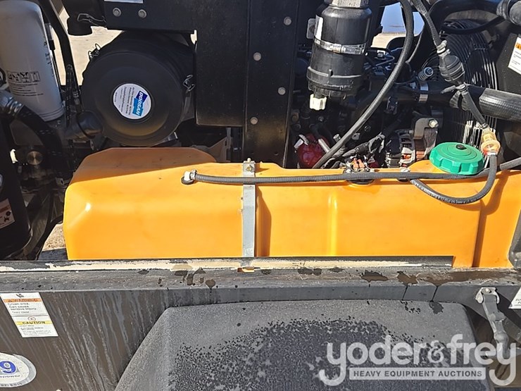 2019-doosan-c185wdz-image-32